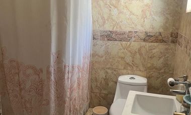 CASA ESPACIOSA, VERSÁTIL, AMPLIO TERRENO