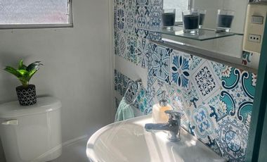 CASA ESPACIOSA, VERSÁTIL, AMPLIO TERRENO