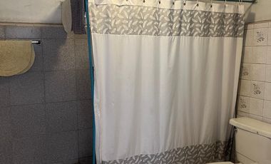 CASA ESPACIOSA, VERSÁTIL, AMPLIO TERRENO