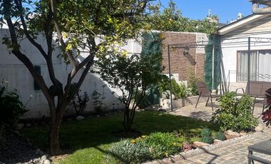 CASA ESPACIOSA, VERSÁTIL, AMPLIO TERRENO