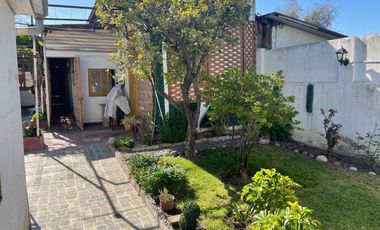 CASA ESPACIOSA, VERSÁTIL, AMPLIO TERRENO