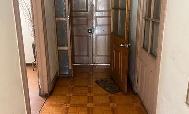 CASA ESPACIOSA, VERSÁTIL, AMPLIO TERRENO