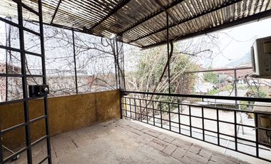 GRAN CASA COMERCIAL EN INMEJORABLE UBICACIÓN 189M2