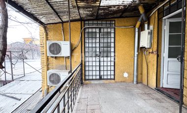 GRAN CASA COMERCIAL EN INMEJORABLE UBICACIÓN 189M2