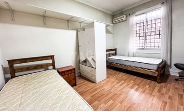 GRAN CASA COMERCIAL EN INMEJORABLE UBICACIÓN 189M2