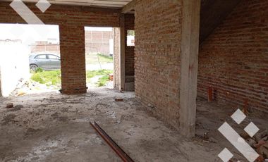 En Venta Dúplex Altos de Alberdi I