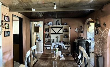 Venta  Casa con 3 habitaciones en Lobos