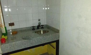 Local en Lanús Este