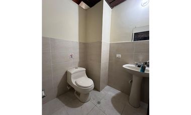 Arriendo Local En La AV 80