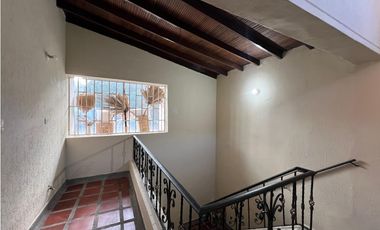 Arriendo Local En La AV 80