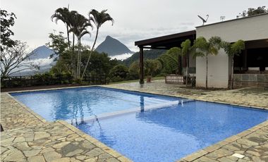 VENTA DE FINCA EN VENECIA SUROESTE DE ANTIOQUIA UNIDAD CERRADA