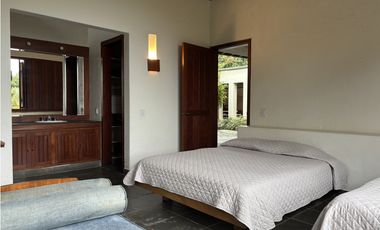 VENTA DE FINCA EN VENECIA SUROESTE DE ANTIOQUIA UNIDAD CERRADA