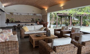 VENTA DE FINCA EN VENECIA SUROESTE DE ANTIOQUIA UNIDAD CERRADA