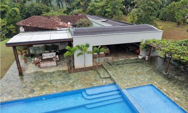 VENTA DE FINCA EN VENECIA SUROESTE DE ANTIOQUIA UNIDAD CERRADA