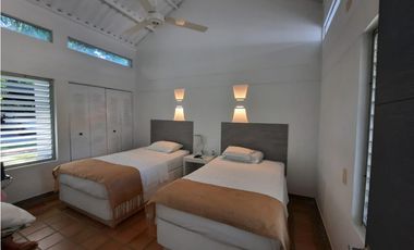 Girardot Amplia Casa Campestre con piscina