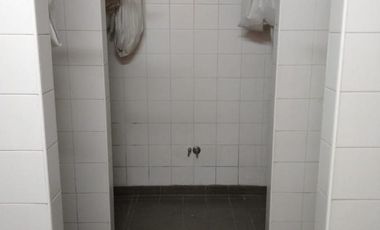 Oficina y depósito a la venta - Castelar