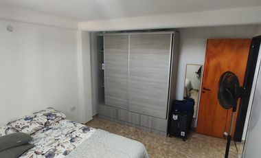 Casa y complejo de 4 departamentos  en Centenario- Neuquén