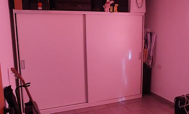 Casa y complejo de 4 departamentos  en Centenario- Neuquén