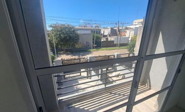 Dúplex en venta - 2 Dormitorios 2 Baños - Cochera - 100Mts2 - General Rodríguez