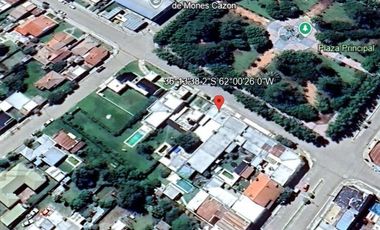 Casa en venta - 5 Dormitorios 3 Baños - Locales - 400Mts2 - Pehuajó