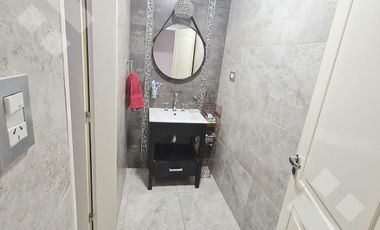 VENTA CASA DE 4 DORMITORIOS CON PILETA CLIMATIZADA EN VILLA REGINA