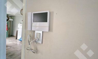 VENTA CASA DE 4 DORMITORIOS CON PILETA CLIMATIZADA EN VILLA REGINA