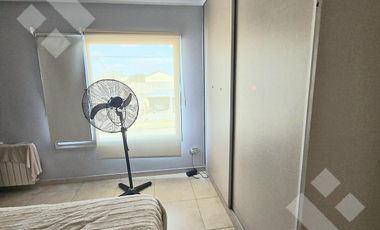 VENTA CASA DE 4 DORMITORIOS CON PILETA CLIMATIZADA EN VILLA REGINA