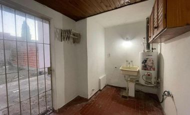 Casa en venta - 2 dormitorios 1 baño - Tolosa