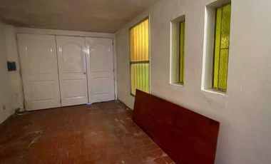 Casa en venta - 2 dormitorios 1 baño - Tolosa