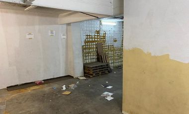 Local en Peron 1500 alquiler Congreso