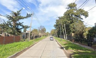 Casa en venta - 3 Dormitorios 1 Baño - Cochera - 405Mts2 - Burzaco