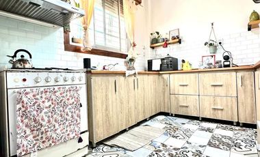 HERMOSA DE VARIOS AMBIENTES FONDO QUINCHO