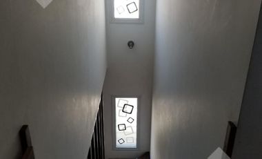 VENTA DÚPLES 4 DORMITORIOS - B° RINCON DE EMILIO, NEUQUÉN