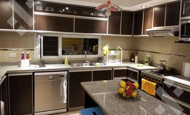 VENTA DÚPLES 4 DORMITORIOS - B° RINCON DE EMILIO, NEUQUÉN