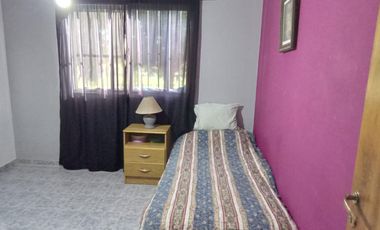 Finca en venta - 4 Dormitorios 2 Baños - Mendoza