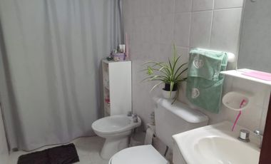 Finca en venta - 4 Dormitorios 2 Baños - Mendoza