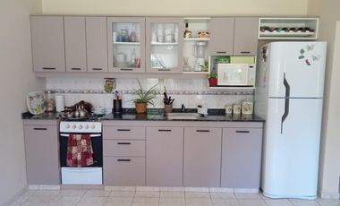 Finca en venta - 4 Dormitorios 2 Baños - Mendoza