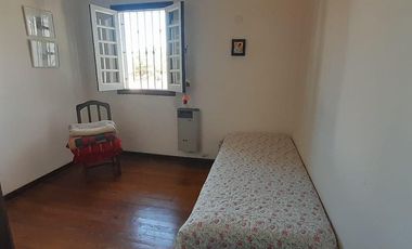 Casa en  venta tres dormitorios, Cerro de las Rosas , Zona Norte