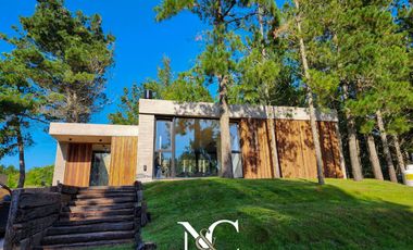 Casa en venta en Costa Esmeralda hormigón fondo libre