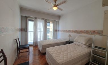 Esmeralda 1000 piso 5to - 2 amb en ALQUILER