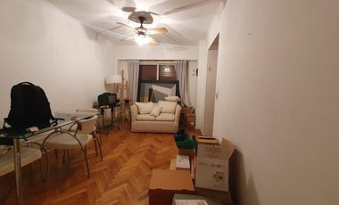 Esmeralda 1000 piso 5to - 2 amb en ALQUILER