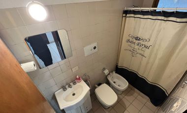 Casa en venta - 3 Dormitorios 4 Baños - Cochera - 1.500Mts2 - General Rodríguez