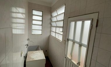 Chalet de 4 ambientes en venta en Castelar