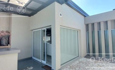 Casa en venta en BARRIO ABIERTO El Amanecer Hudson Berazategui 3 ambientes