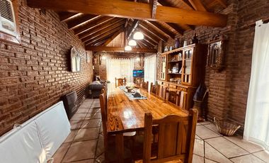 CASA QUINTA EN EL TRÉBOL - EZEIZA