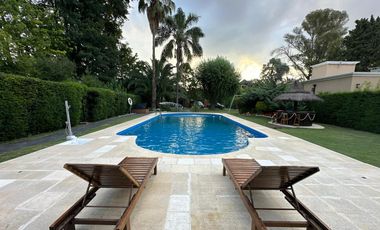 CASA QUINTA EN EL TRÉBOL - EZEIZA