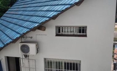 Casa en venta - 3 dormitorios 2 baños - jardin y patio - 182mts2 - Monte Grande