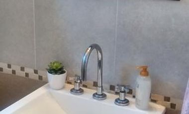 Exc. 2 AMB al Fte en semipiso. Alquilado. Venta con renta.- Banfield E