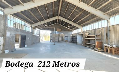 Bodega - Taller a una cuadra de la Carlos Amaya. Juárez Chih.