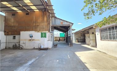 Bodega - Taller a una cuadra de la Carlos Amaya. Juárez Chih.
